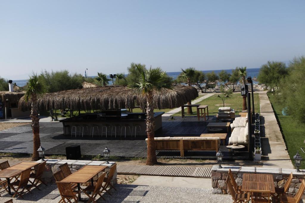 Aytas Hotel Ayvalik Exterior photo